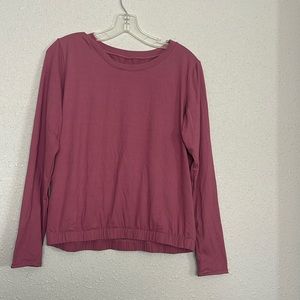 LegEnd Active Wear top